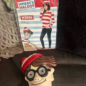 Wenda Costume Set - Red and White